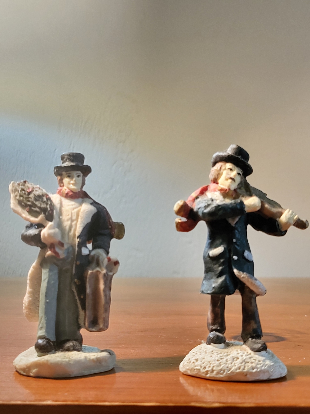 Vintage Christmas Village Figurines Lot - Victorian Violinist Musician & Caroler